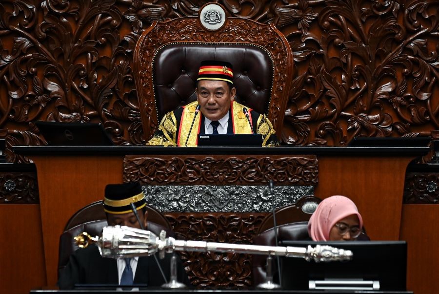 Awang Bemee dilantik Yang Dipertua Dewan Negara ke-21