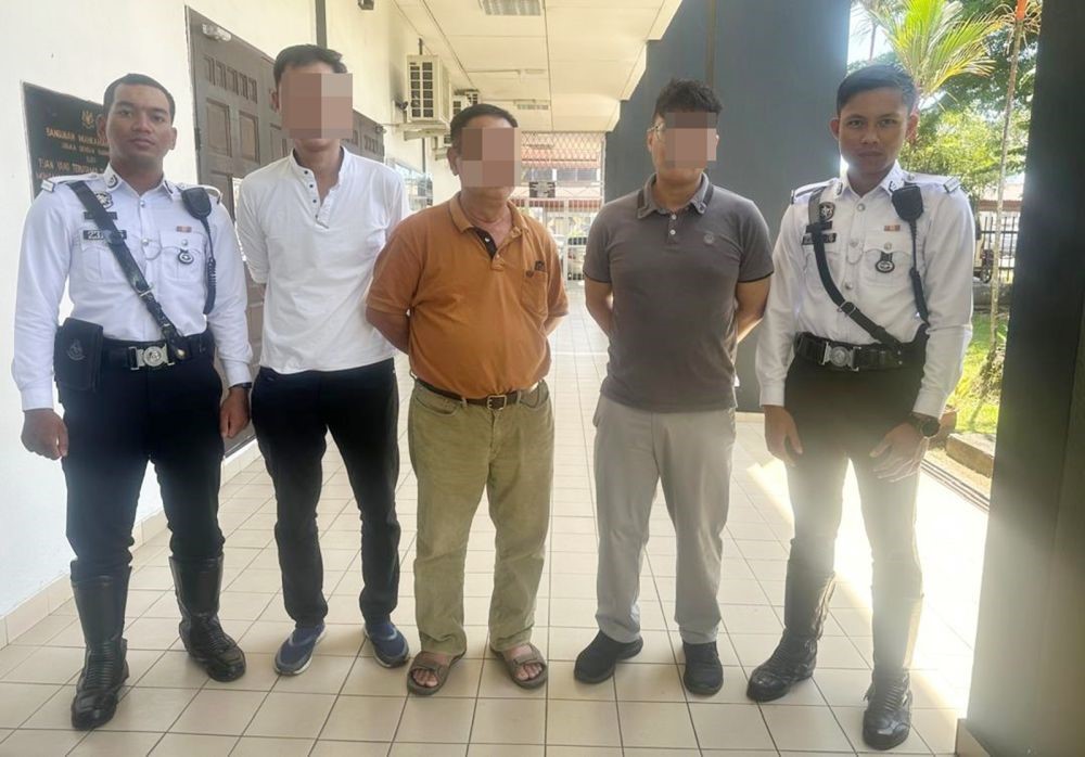 Memandu dalam keadaan mabuk, tiga lelaki dipenjara dan denda lebih RM10,000